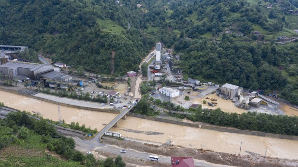Foto - Rize'deki sel felaketinin bilançosu gün ağarınca ortaya çıktı