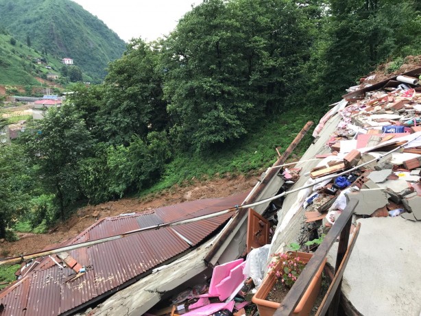 Foto - Rize'deki sel felaketinin bilançosu gün ağarınca ortaya çıktı