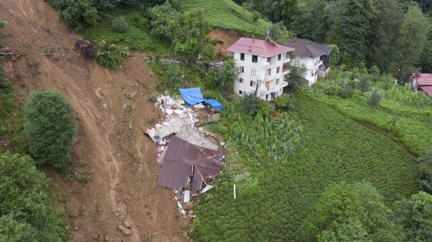 Foto - Rize'deki sel felaketinin bilançosu gün ağarınca ortaya çıktı