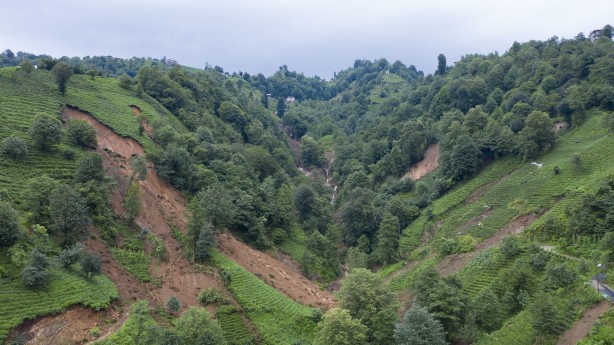 Foto - Rize'deki sel felaketinin bilançosu gün ağarınca ortaya çıktı