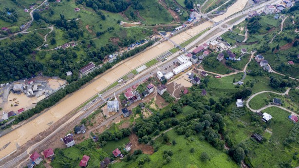 Foto - Rize'deki sel felaketinin bilançosu gün ağarınca ortaya çıktı