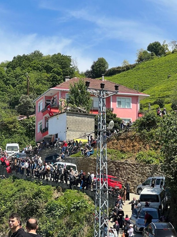 Foto - Rize’den ilginç kareler! ‘Erdoğan geliyor’ dediler böyle oldu