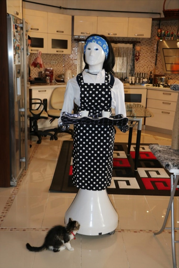 Foto - "Robot Ada" kadınların yardımcısı olacak