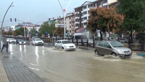 Foto - Rögarları vatandaş açıyor! Alın size komünist yönetim