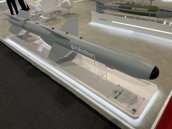 ROKETSAN ürünleri Brezilya'daki fuara damga vurdu