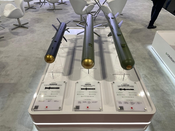 Foto - ROKETSAN ürünleri Brezilya'daki fuara damga vurdu