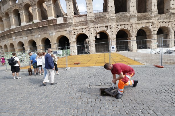 Foto - Roma, farelerle mücadele ediyor: Milyonlarca kişinin beklediği haber: Flaş duyuru!