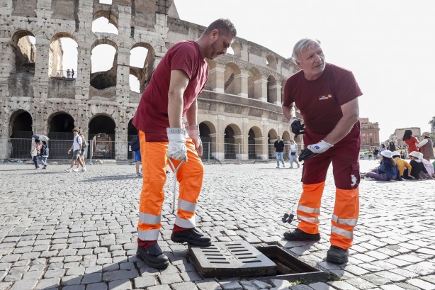Foto - Roma, farelerle mücadele ediyor: Milyonlarca kişinin beklediği haber: Flaş duyuru!