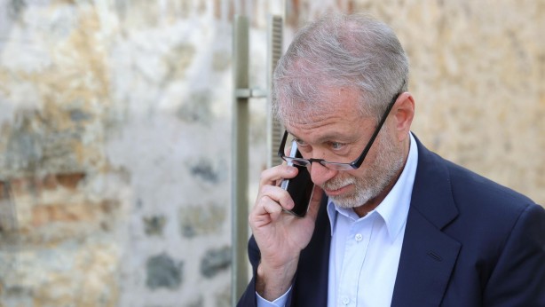 Foto - Roman Abramoviç İstanbul'da para dağıtmaya başladı! Şaka değil gerçek