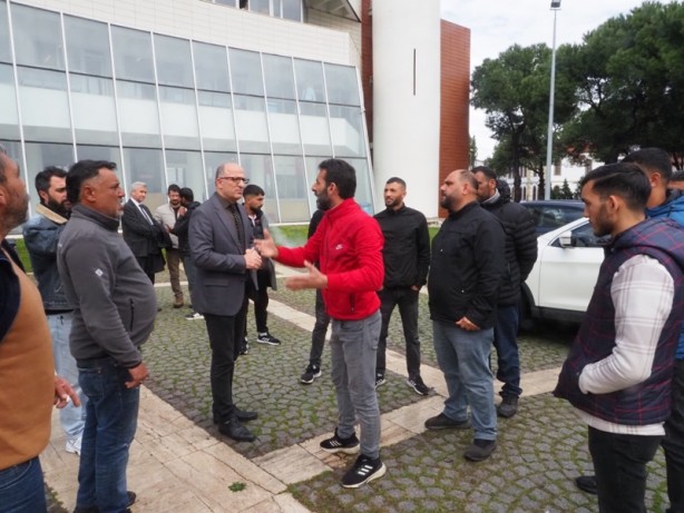 Foto - Romanlardan CHP'li Belediye Başkanına tepki