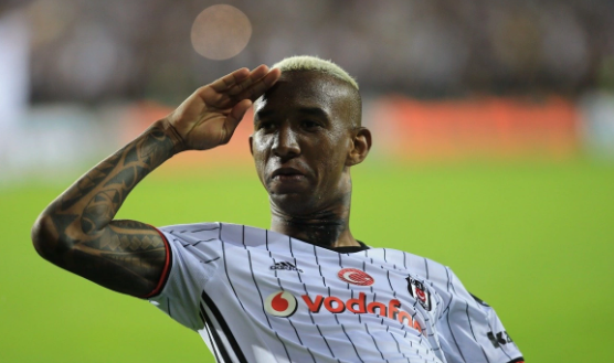 Foto - Ronaldo'dan çıldırtan Türkiye hamlesi! Araya girdi, İstanbul'a gitmesin diye bakın ne yaptı