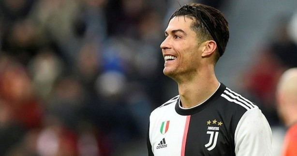 Ronaldo'dan hidayet için ilk adım: Kur'an okumaya başladım