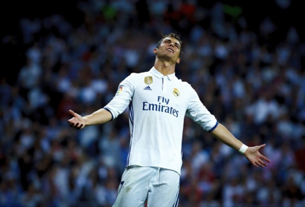 Foto - Ronaldo'ya şaka gibi teklif!