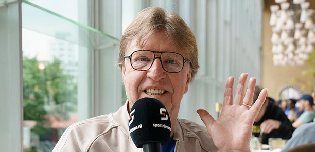 Foto - Ruh hastasına bak sen! Hollandalı dinazora bak sen! Yolun düşerse Türkiye’ye bekleriz…