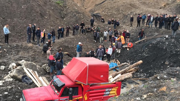 Foto - Ruhsatsız işletilen maden ocağında göçük