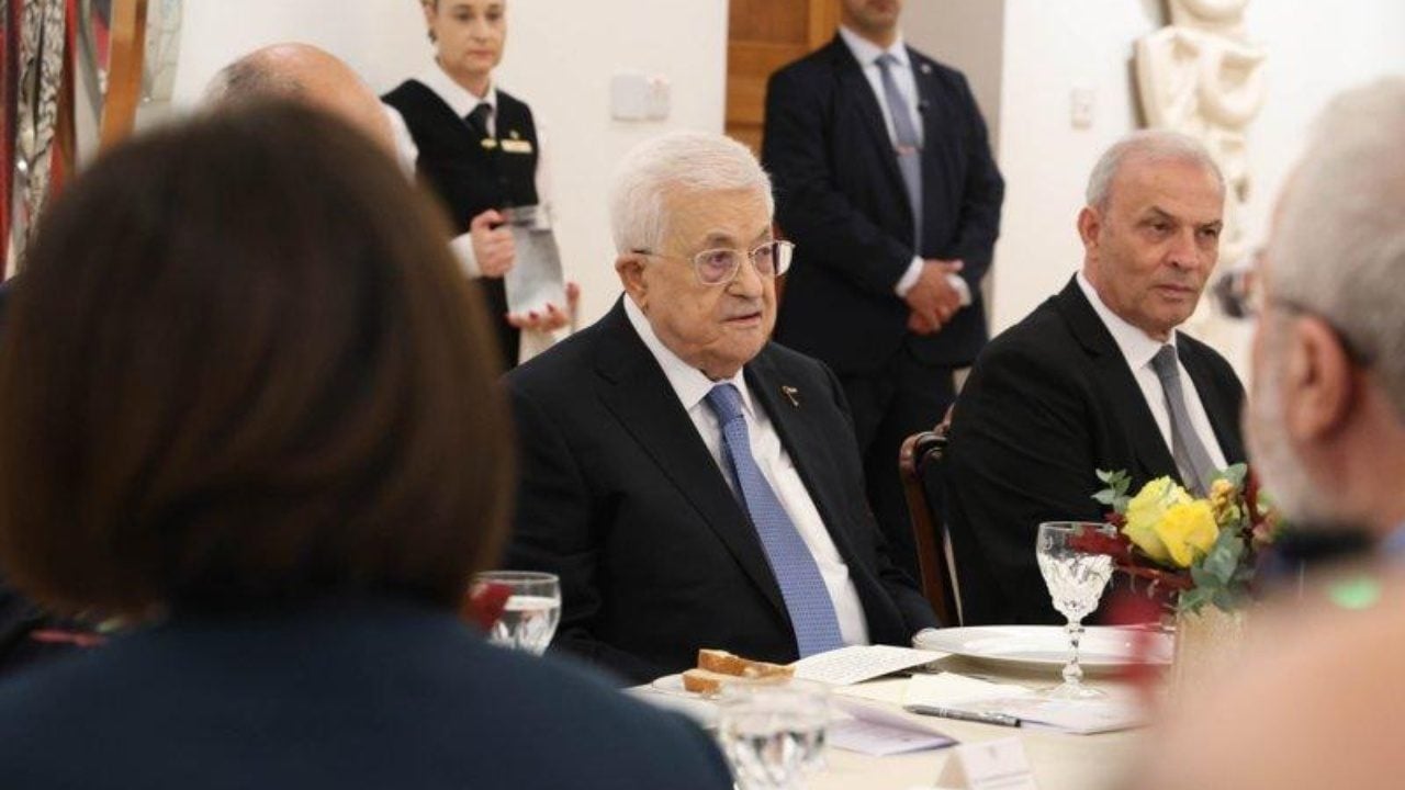 Foto - Rum liderliğinde kirli diplomasi deşifre oldu! Filistin lideri Mahmud Abbas’ın tuhaf ziyaretinin arkasındaki gerçek şok etti