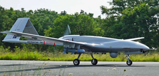 Foto - Bayraktar TB2 SİHA'lar Rus askeri üssünde görüntülendi!