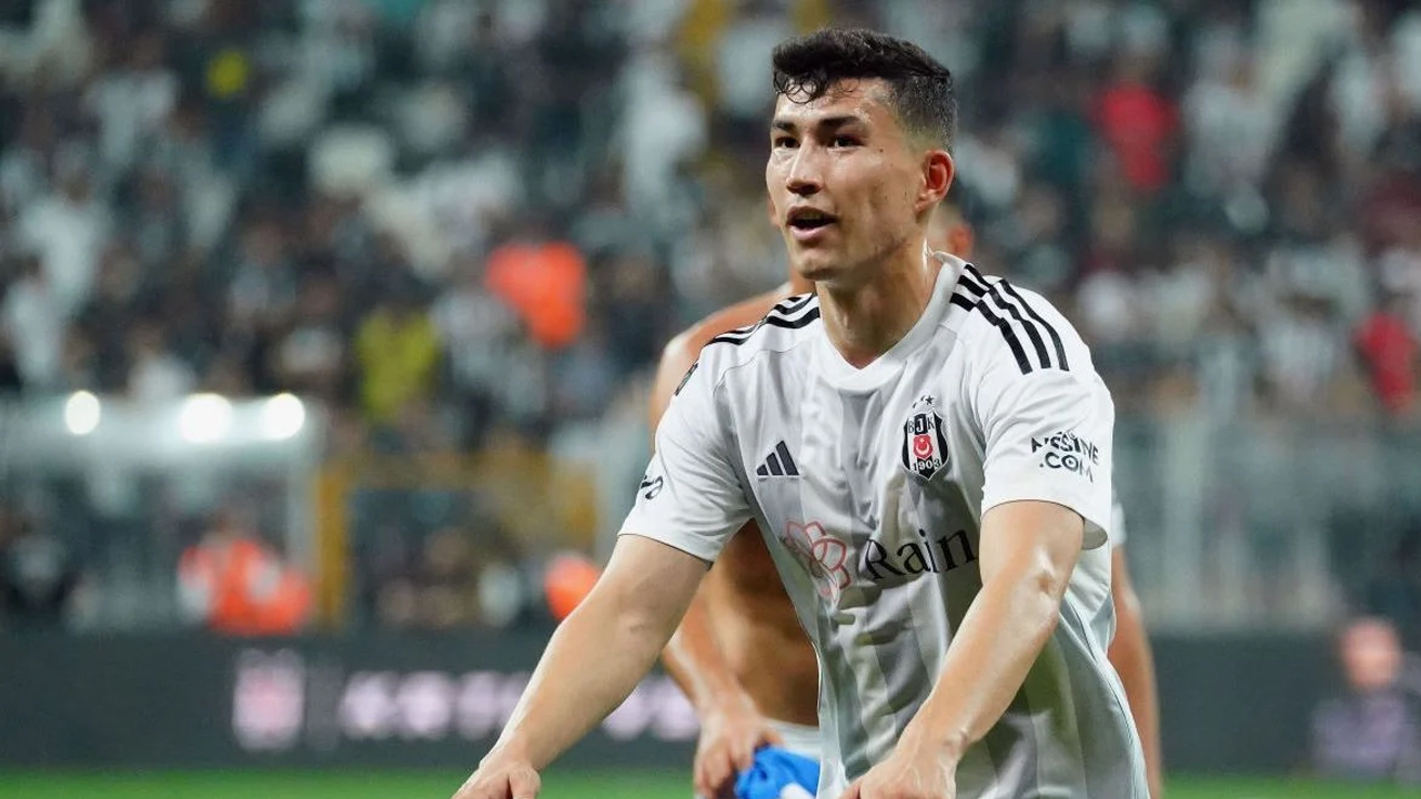 Rus devleri peşinde! Beşiktaş'ın yıldızı için yarışa girdiler