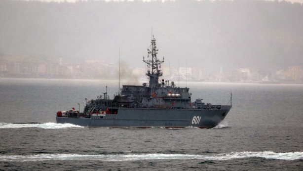 Foto - Rus gemisi Çanakkale'den geçti! Sahil Güvenlik...