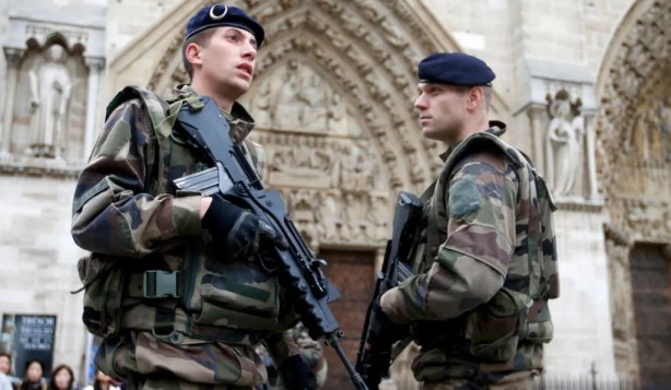 Foto - Rus istihbaratı: Fransa, ilk etapta 2 bin askeri Ukrayna'ya göndermek için hazırlık yapıyor