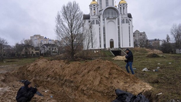 Foto - Rus ordusunun geri çekildiği bölgelerde korkunç görüntüler kaydedildi!