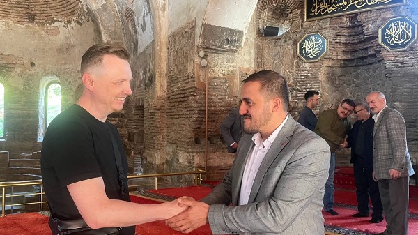 Foto - Rus turist saniyeler içinde karar verdi! Ezan sesinden etkilendi Müslüman oldu