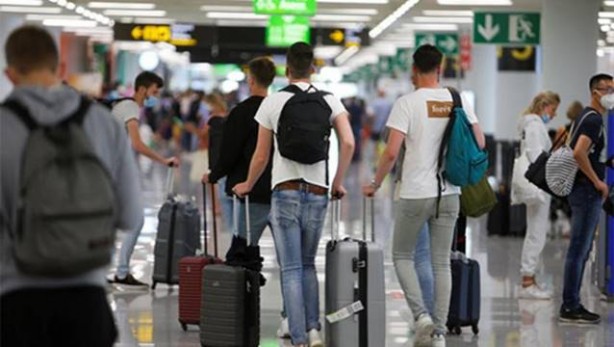 Foto - Ruslar apar topar Türkiye'yi terk etmeye başladı! Sayıları 53 bini geçti... Sebebi belli oldu