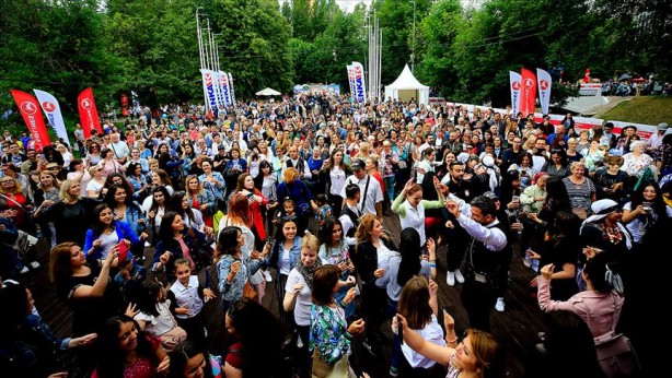 Ruslar apar topar Türkiye'yi terk etmeye başladı! Sayıları 53 bini geçti... Sebebi belli oldu