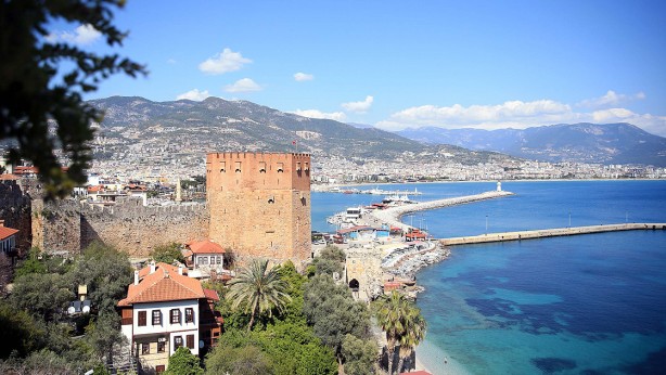 Foto - Ruslar yerine şimdi onlar Türkiye'ye akın etmeye başladı! Herkes şaşkın, uçak üstüne uçak iniyor