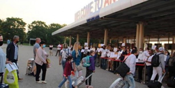 Foto - Rusların Türkiye sınırındaki ev alımlarında duraksama başladı! Ruslar depremden korktu: Apar topar gidiyorlar 