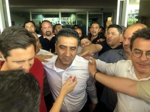 Foto - Rüşvet konuşmalarını gizlice kaydetmişti... CHP’li eski başkan vekilini şikayet etti