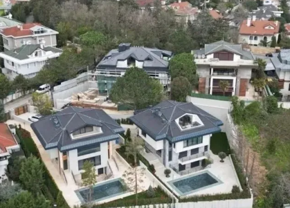 Foto - Rüşvet, yolsuzluk ve kirli ilişkiler! Böyle büyük paraların döndüğü, siyasi dava mı olur? 