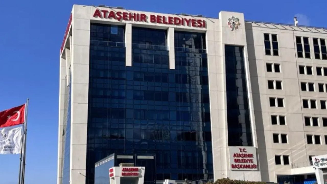 Foto - Rüşvet, yolsuzluk ve nüfuz ticareti... Belediyedeki skandalda 13 kişi adliyede