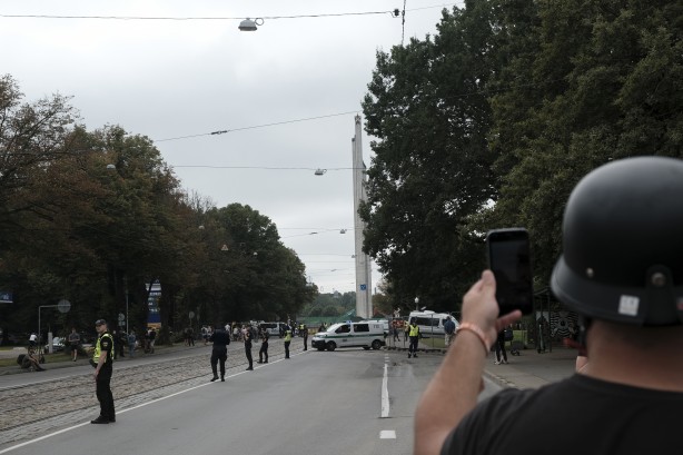 Foto - Rusya buna ne diyecek? 79 metrelik anıt yerle bir