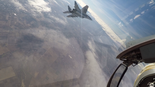 Foto - Rusya gerilimi tırmandırdı! Türkiye karşıydı… MiG-29’ları harekete geçti