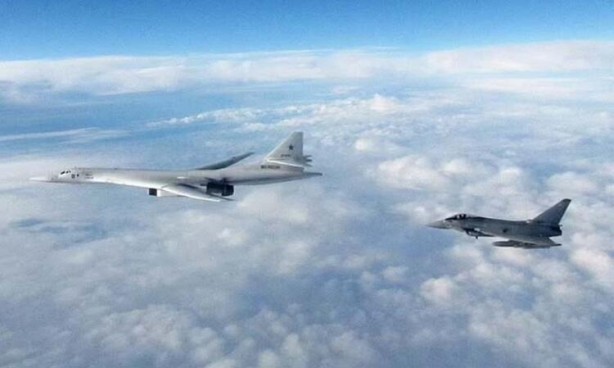 Foto - Rusya gözünü kararttı! Yağmur gibi iniyorlar, dünya nefesini tuttu