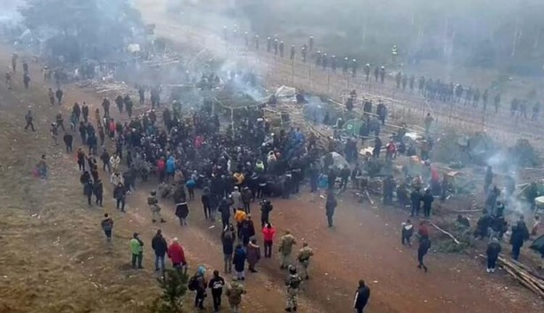 Foto - Rusya gözünü kararttı! Yağmur gibi iniyorlar, dünya nefesini tuttu