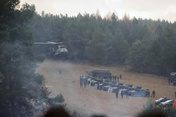 Foto - Rusya gözünü kararttı! Yağmur gibi iniyorlar, dünya nefesini tuttu