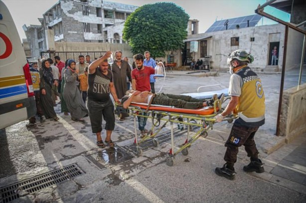 Foto - Rusya İdlib'de sivilleri bombaladı