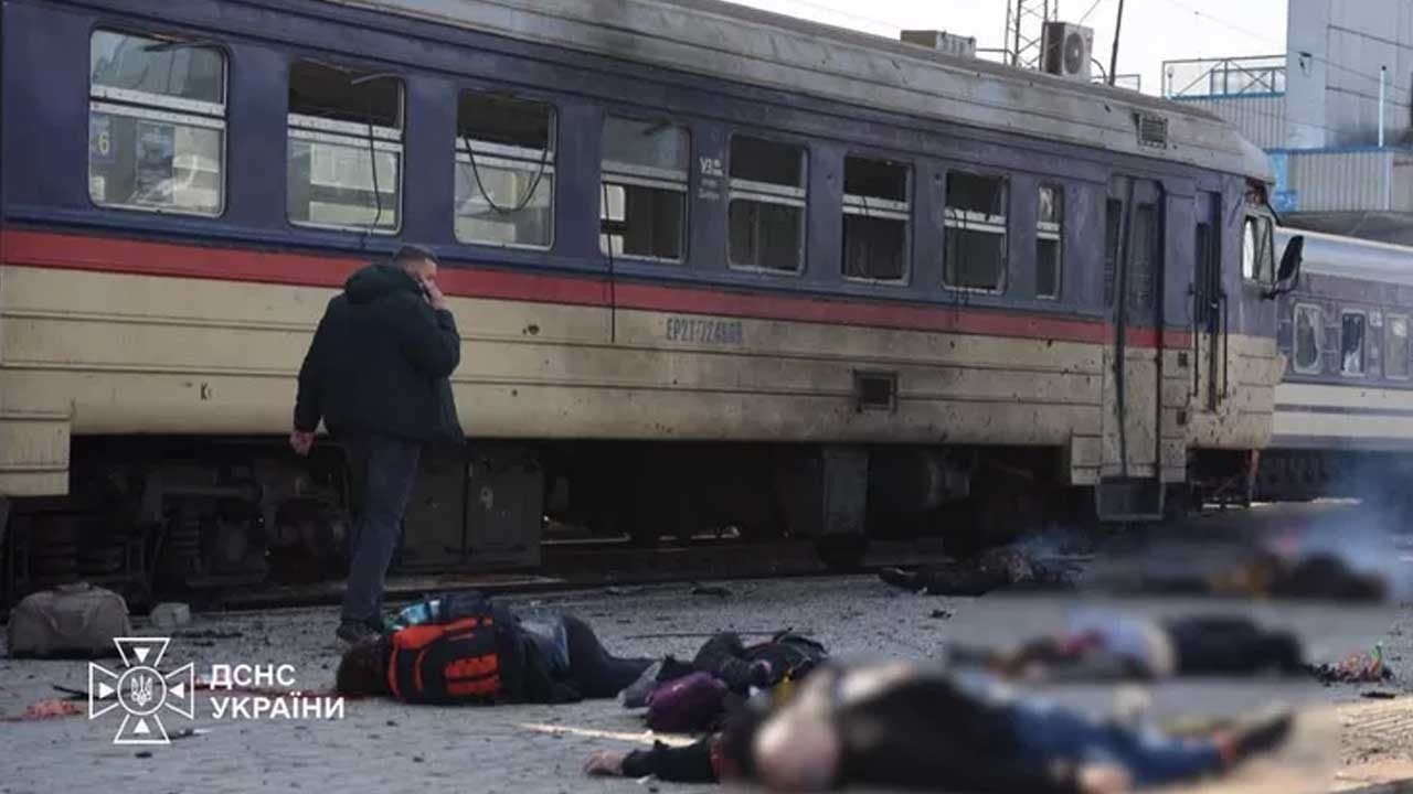Foto - Rusya saldırıya geçti! Çok sayıda ölü var