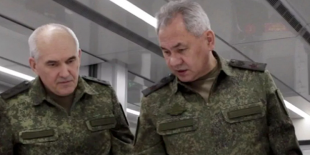Foto - Rusya Savunma Bakanı, Ukrayna'daki Rus birliklerini teftiş etti