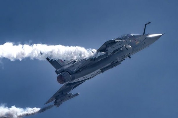 Foto - Rusya, tehdit ettiği İsveç'e savaş uçaklarıyla gözdağı verdi