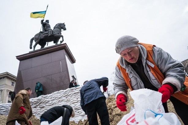 Foto - Rusya Ukrayna savaşı Harkiv'de böyle görüntülendi! Fotoğraflar içler acısı...