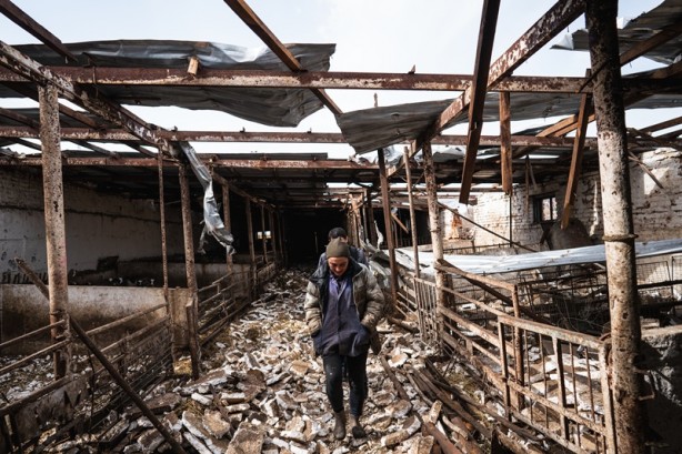 Foto - Rusya Ukrayna savaşı Harkiv'de böyle görüntülendi! Fotoğraflar içler acısı...