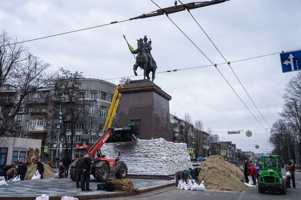 Foto - Rusya Ukrayna savaşı Harkiv'de böyle görüntülendi! Fotoğraflar içler acısı...
