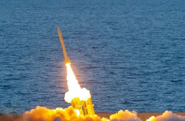 Foto - Rusya, Ukrayna savaşında kan mı kaybediyor? Rus askerleri Fath-360 füzesi için İran’da