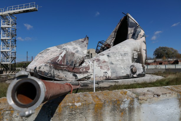 Foto - Rusya, Ukrayna'nın petrol depolarını vurdu