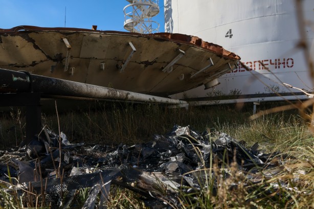 Foto - Rusya, Ukrayna'nın petrol depolarını vurdu