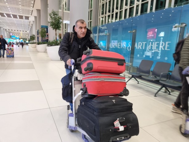 Foto - Rusya'da derman bulamayan öğrenci tedavi için Türkiye'ye getirildi