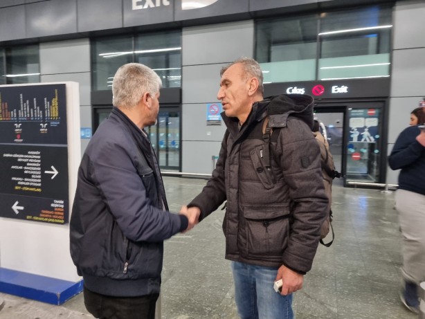 Foto - Rusya'da derman bulamayan öğrenci tedavi için Türkiye'ye getirildi